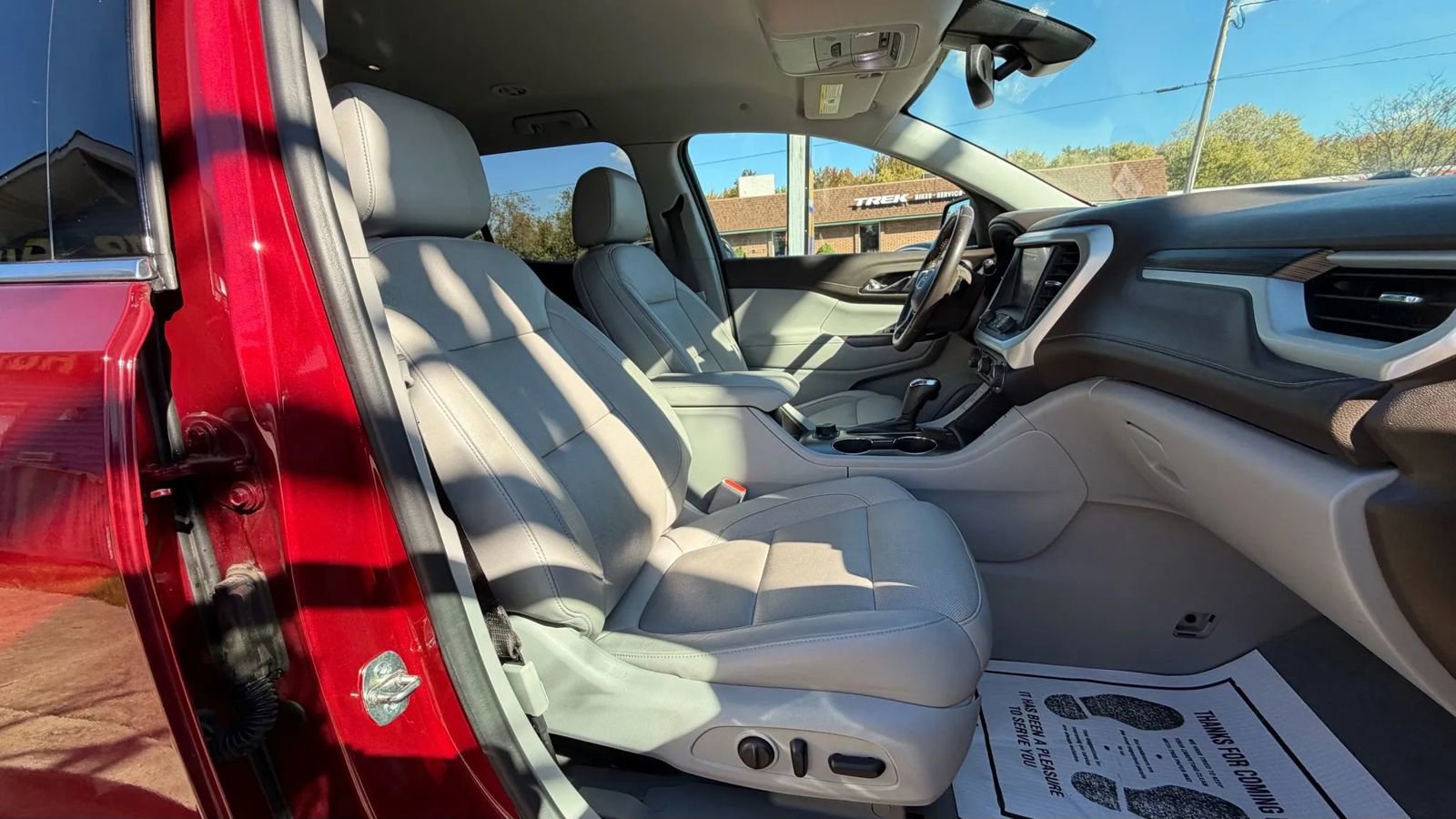 Used 2019 GMC Acadia SLT image 19