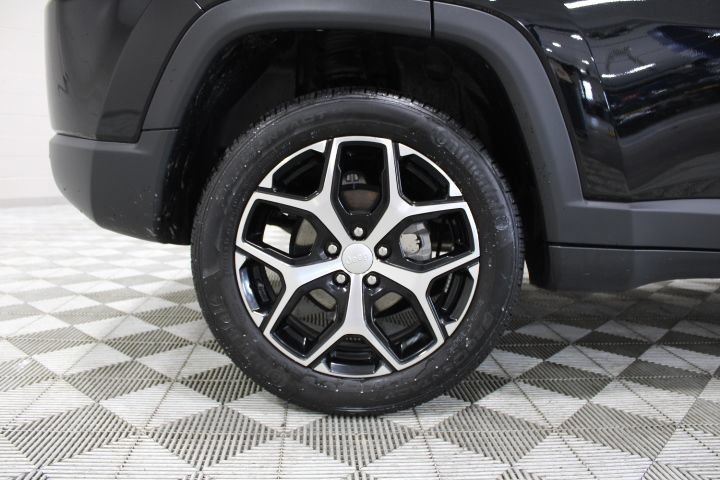 Used 2024 Jeep Compass Limited AWD/4WD image 45