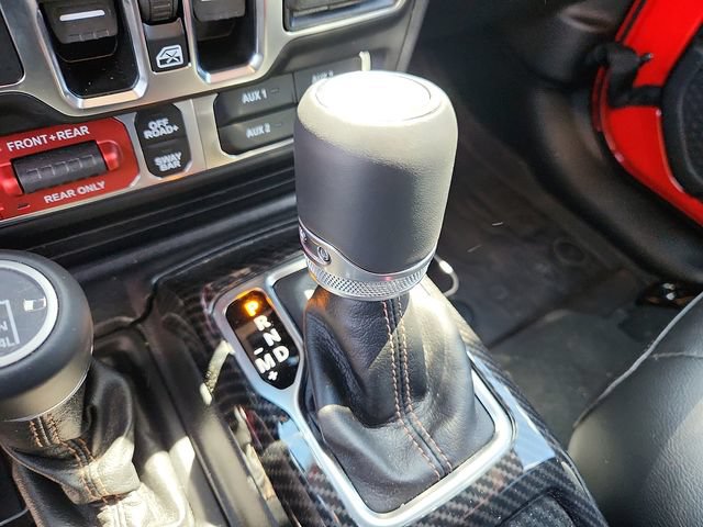 Used 2022 Jeep Wrangler Unlimited Rubicon w/ Dual Top Group AWD/4WD image 14