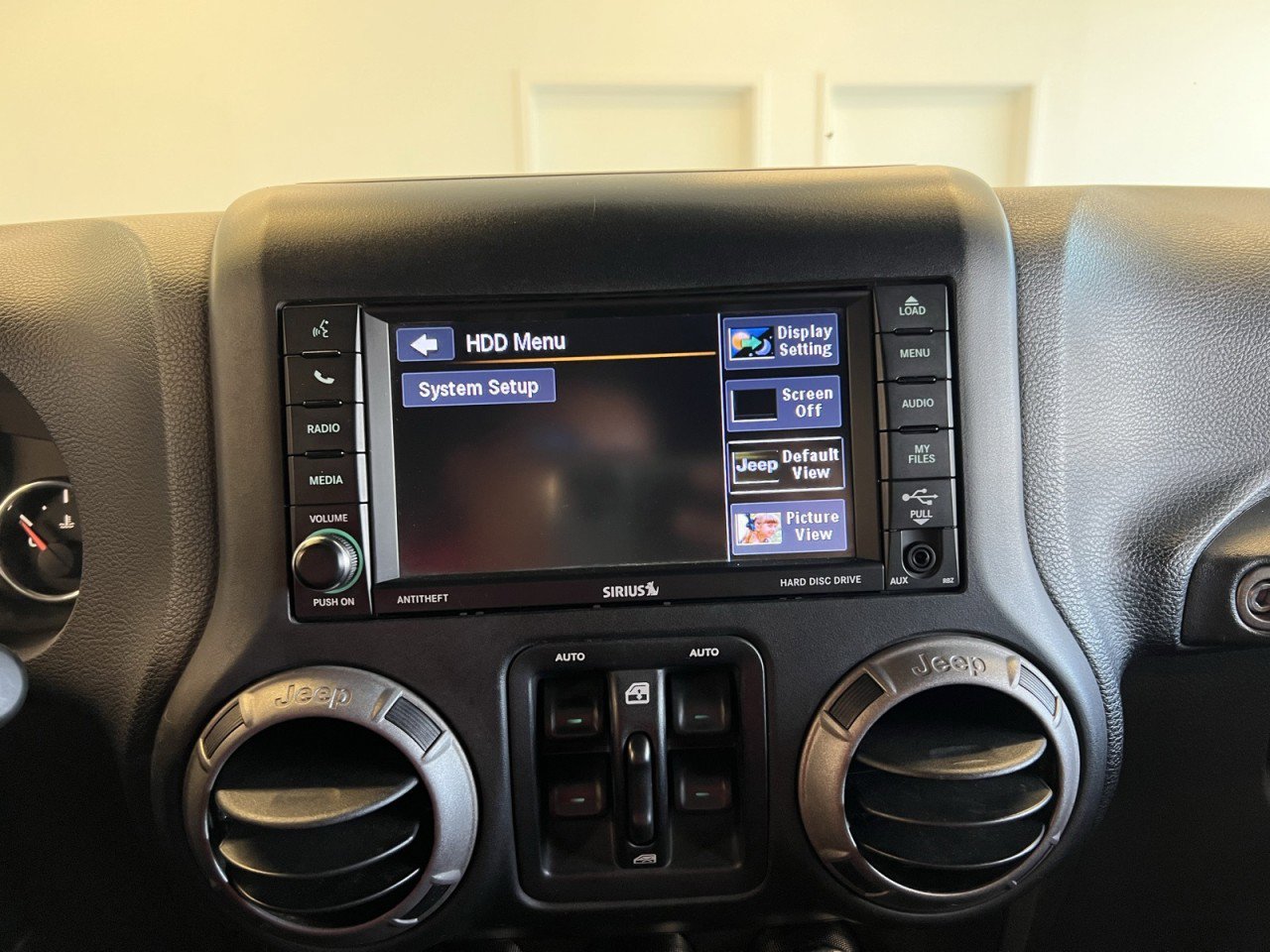 Used 2018 Jeep Wrangler Unlimited Sport S image 13