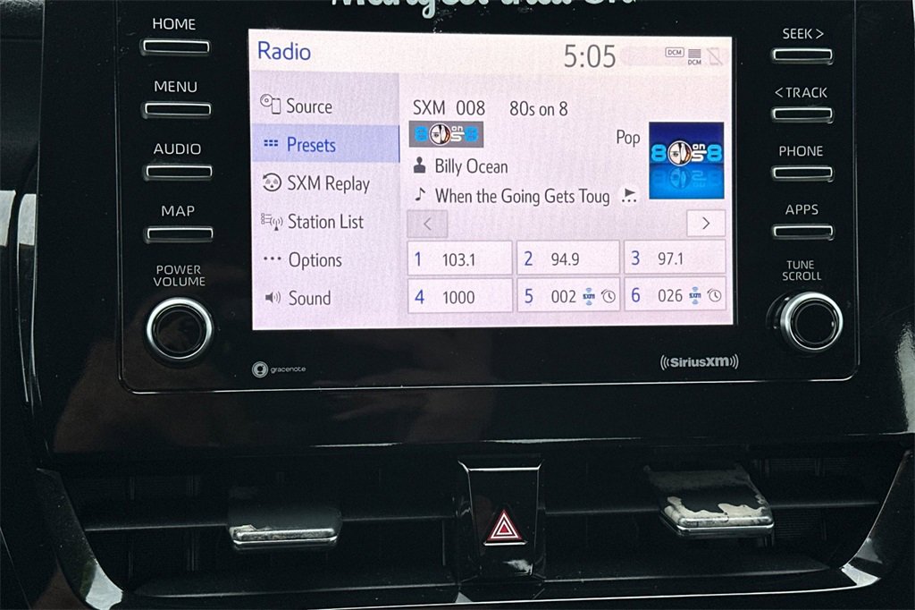 Used 2022 Toyota Camry SE image 21