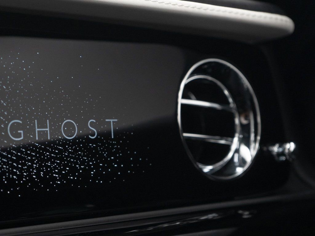 Used 2025 Rolls-Royce Ghost AWD/4WD image 47