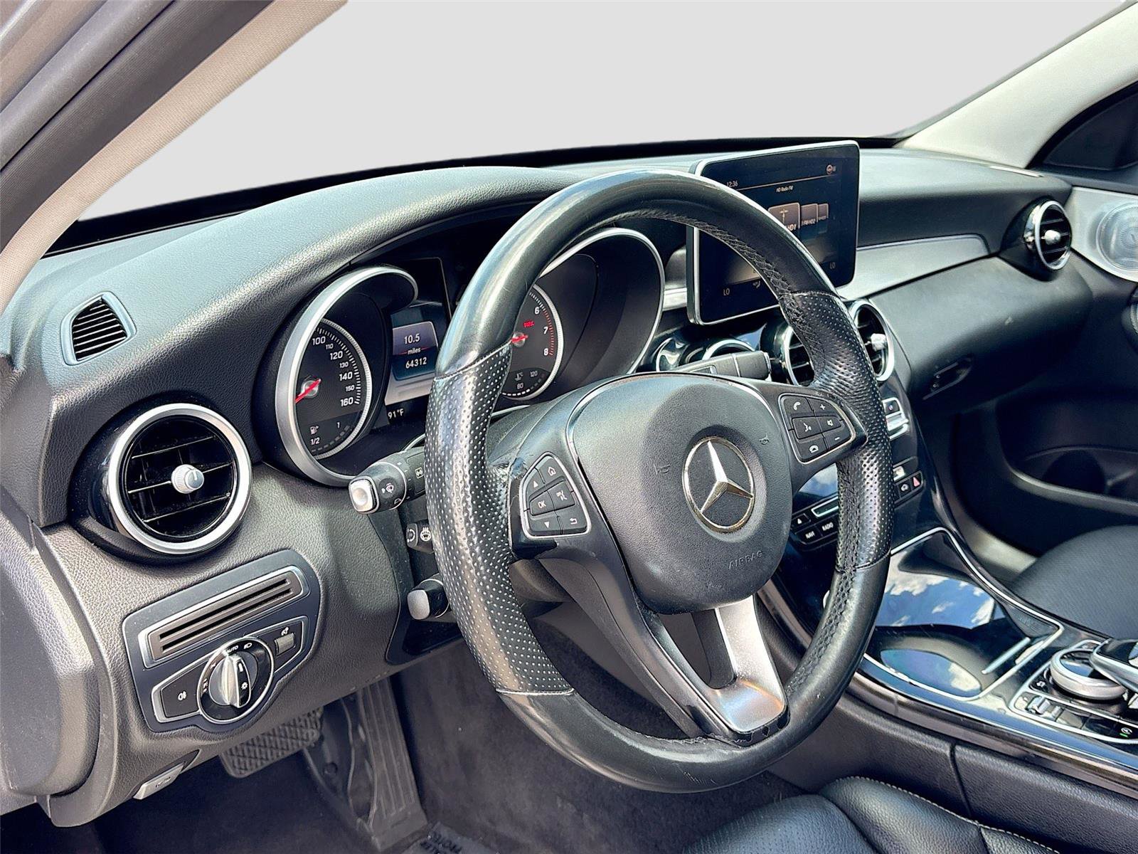 Used 2016 Mercedes-Benz C 300 4MATIC Sedan image 9
