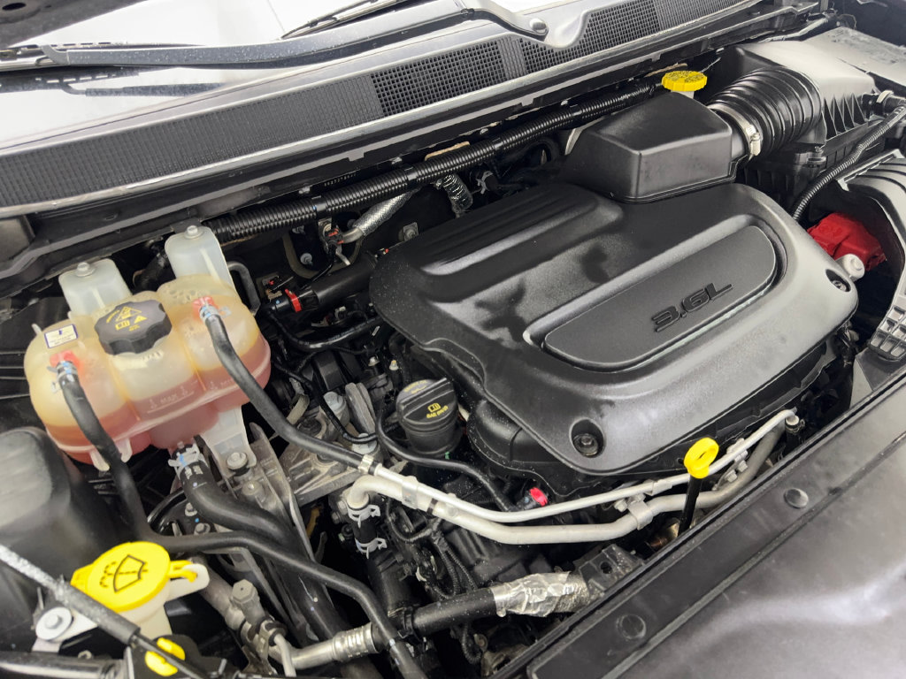 Used 2022 Chrysler Pacifica Limited FWD image 82