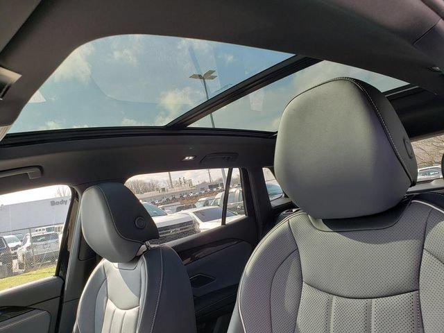 New 2026 Volkswagen Tiguan SEL R-Line AWD/4WD image 7
