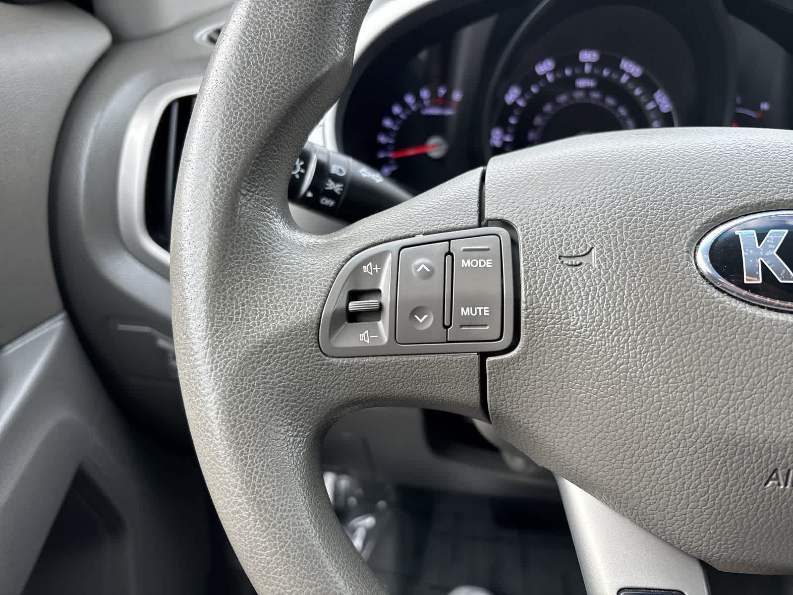 Used 2016 Kia Sportage LX FWD image 11