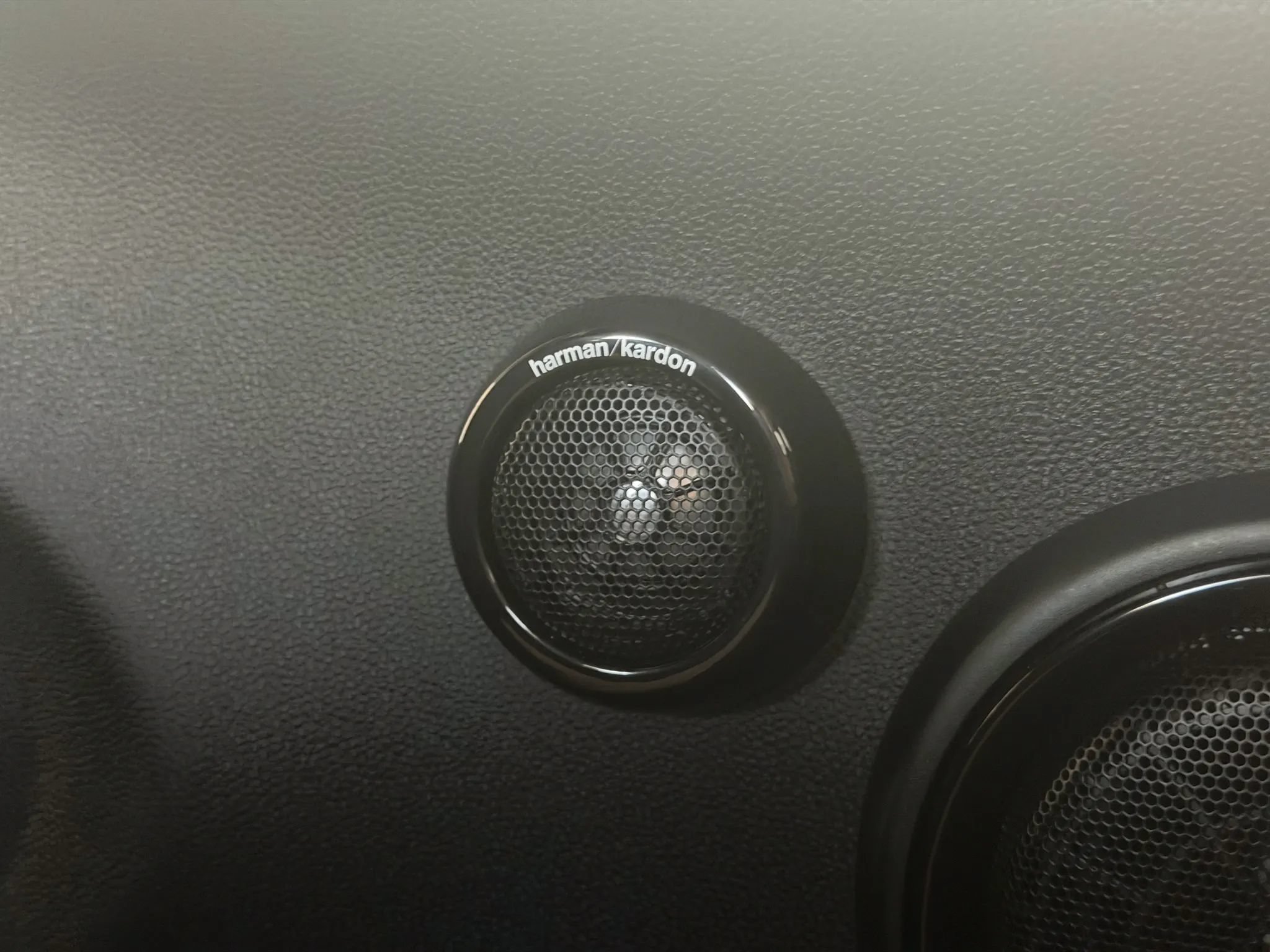 Used 2015 MINI Cooper 2-Door Hardtop FWD image 28