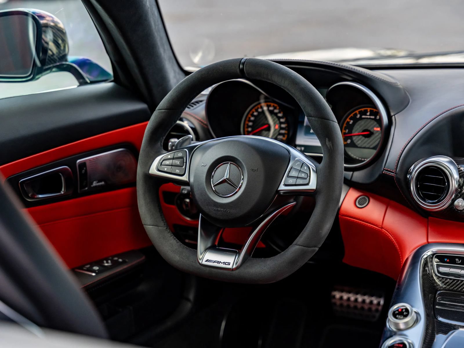 Used 2016 Mercedes-Benz AMG GT S image 43