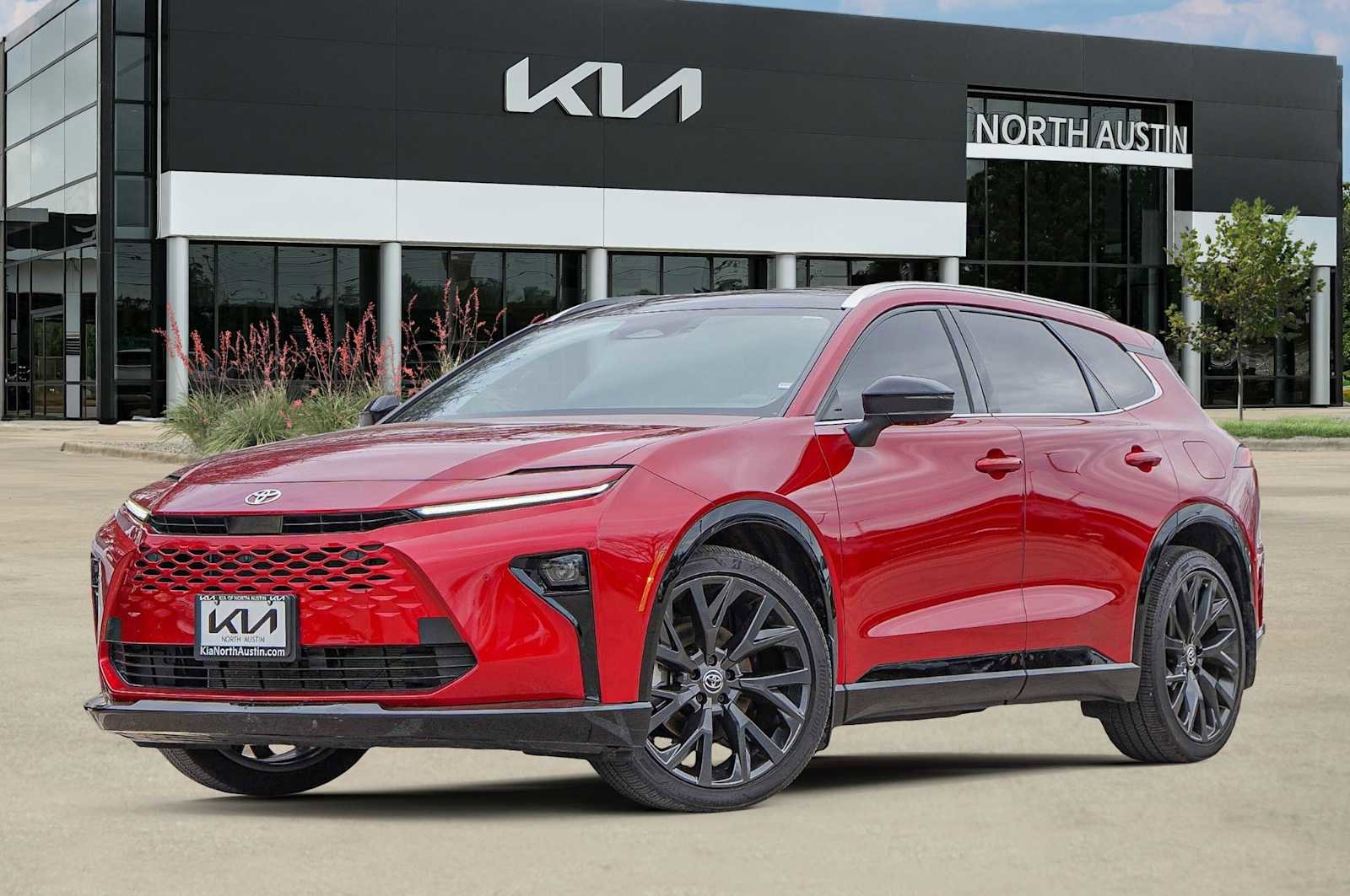 Used 2025 Toyota Crown Signia