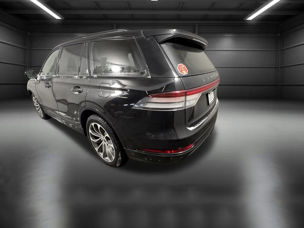 New 2026 Lincoln Aviator AWD image 4