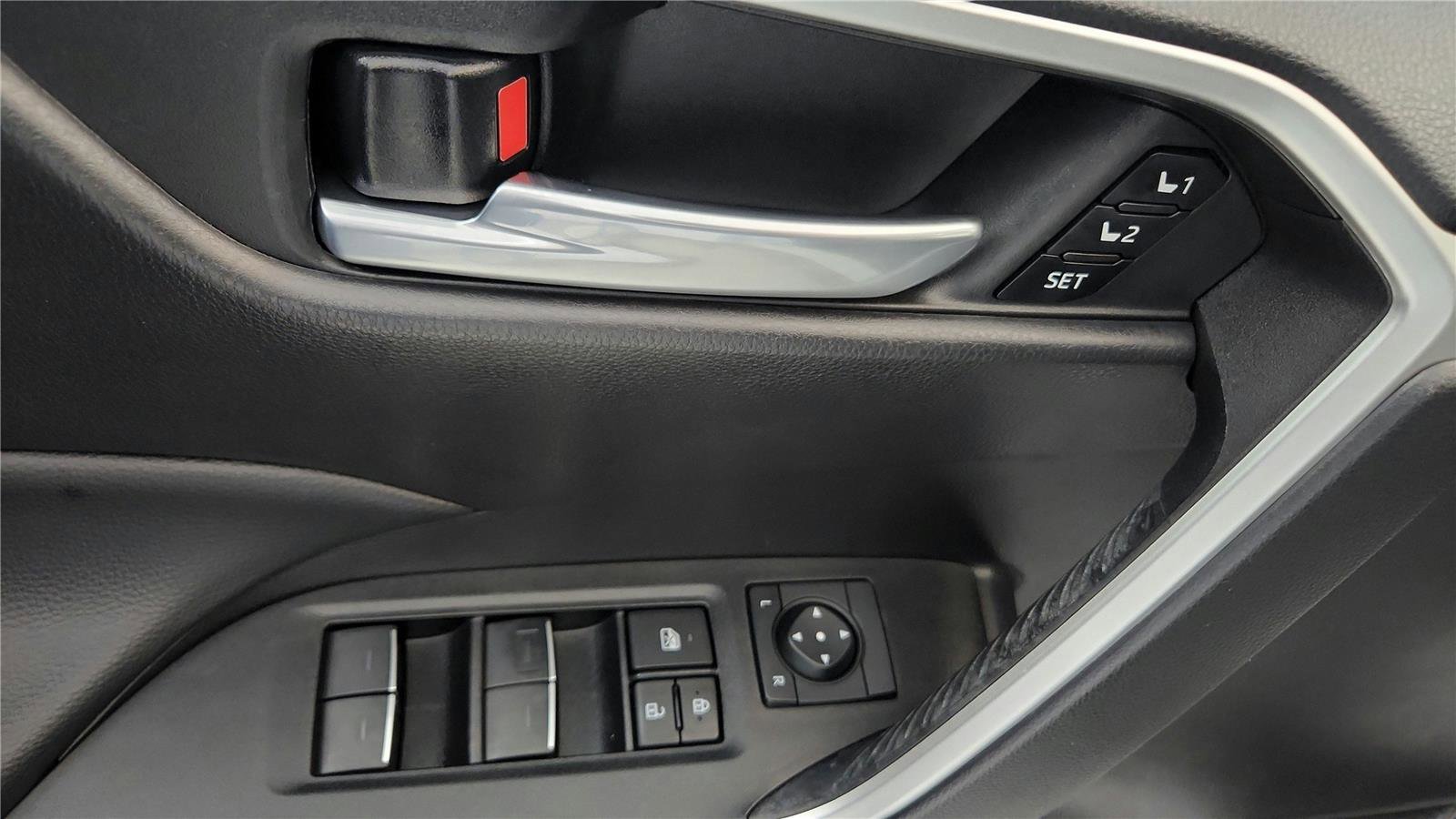 Certified 2023 Toyota RAV4 XLE Premium image 19