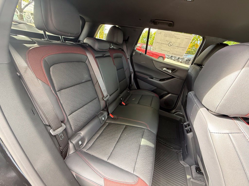 New 2027 Chevrolet Equinox RS w/ Convenience Package III AWD/4WD image 24