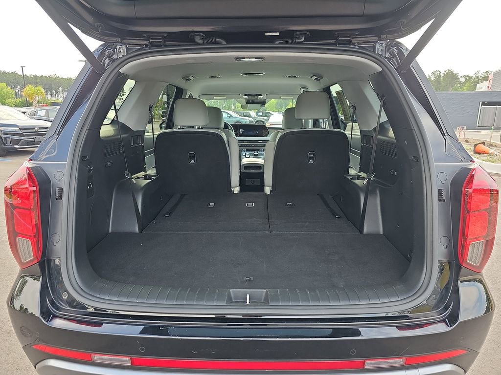 Used 2025 Hyundai Palisade SEL FWD image 18