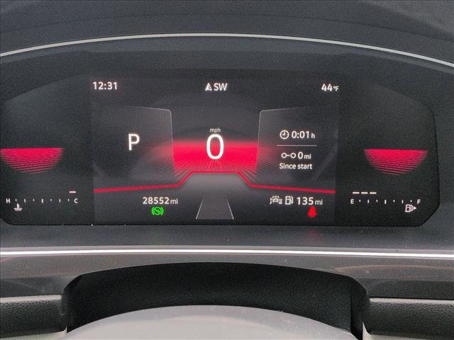 Used 2023 Volkswagen Tiguan SE R-Line image 14