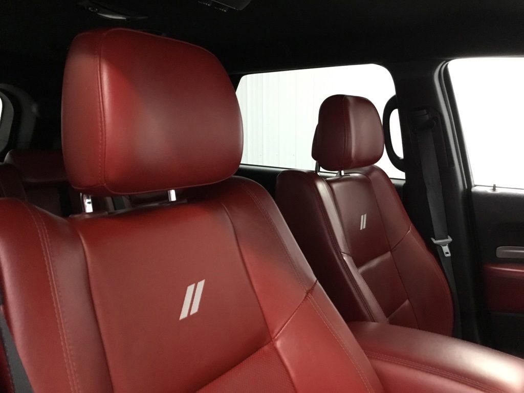 Used 2020 Dodge Durango R/T w/ Blacktop Package AWD/4WD image 30