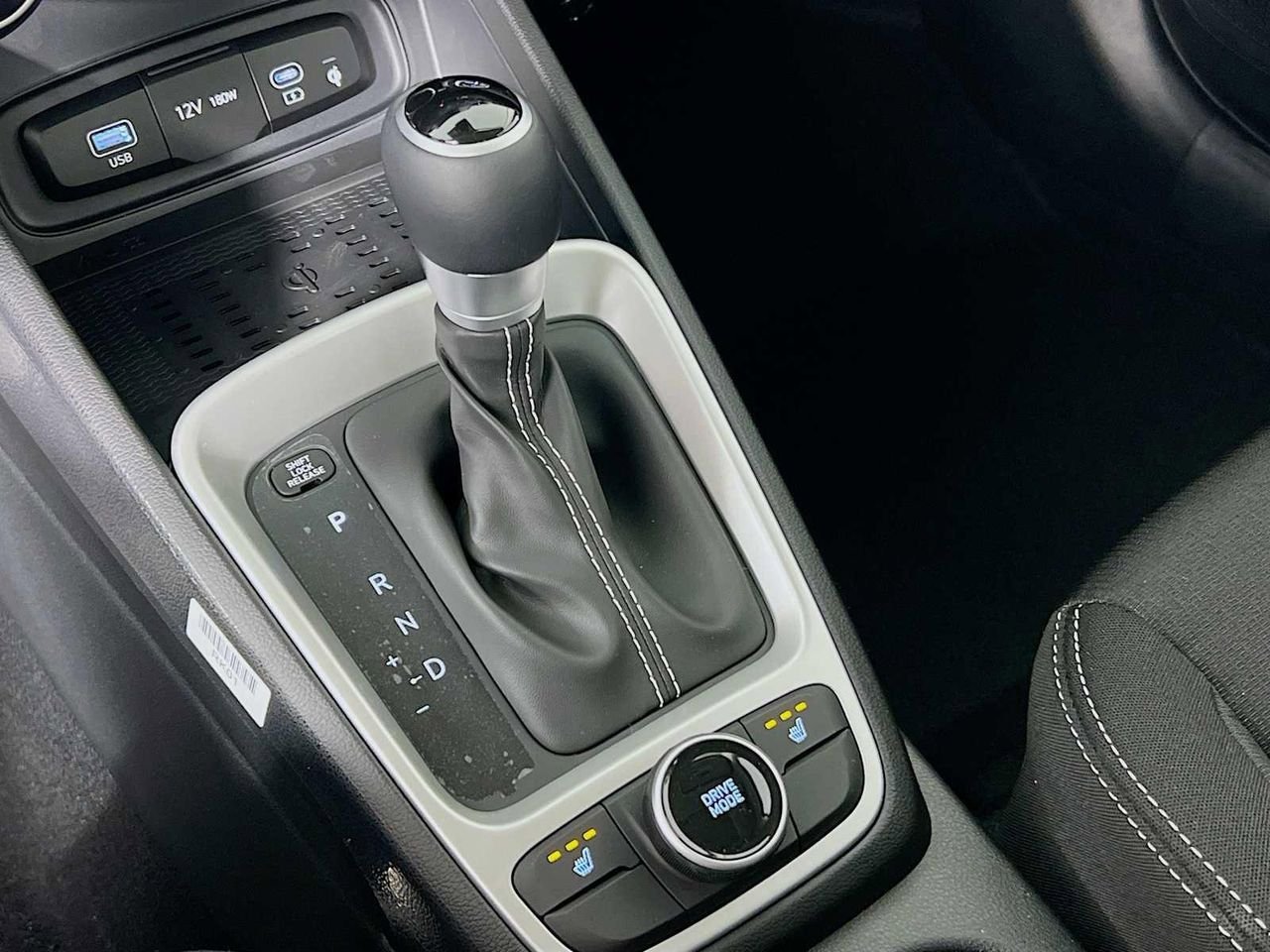 New 2026 Hyundai Venue SEL FWD image 12