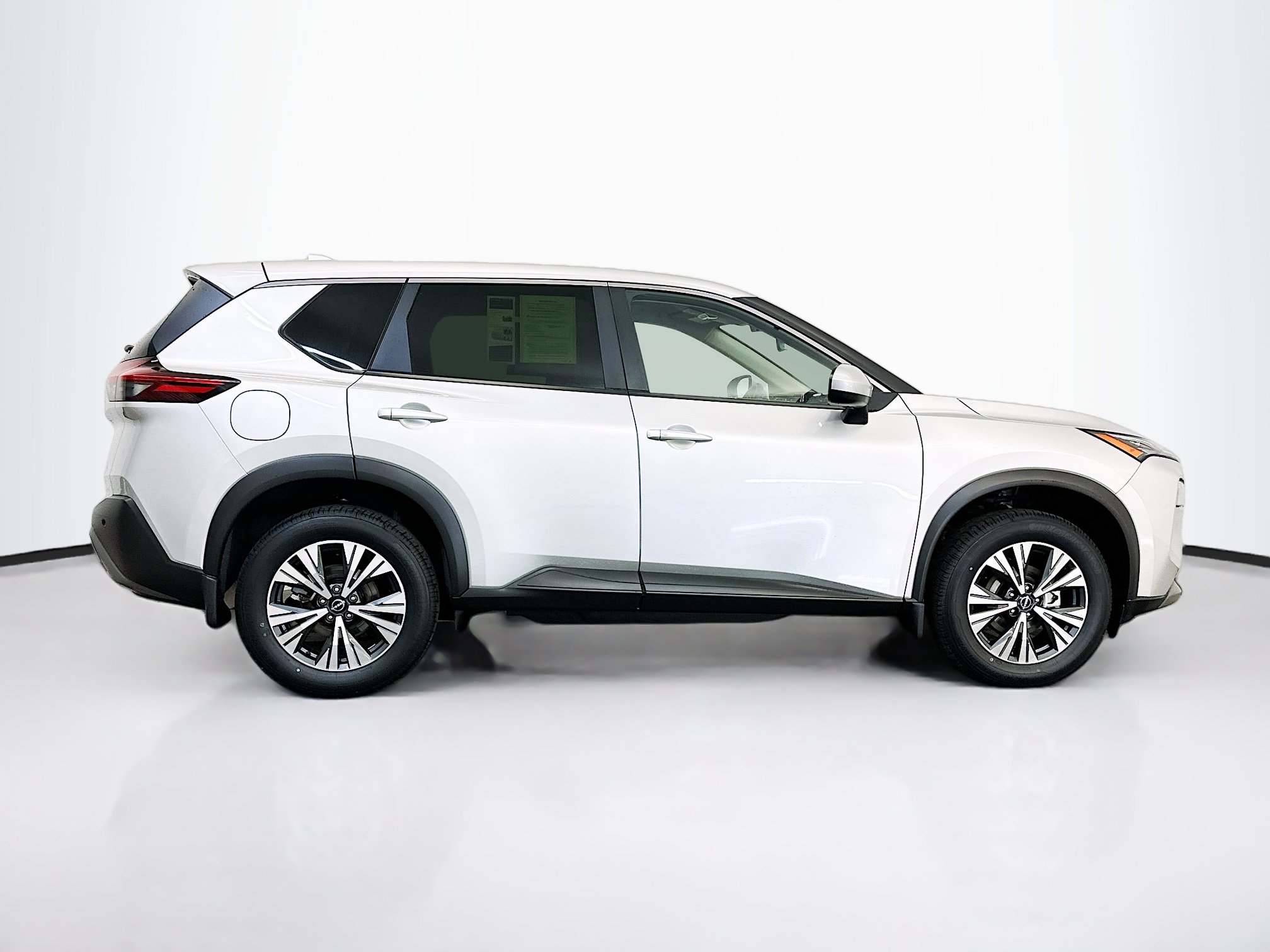 Used 2023 Nissan Rogue SV AWD/4WD image 10