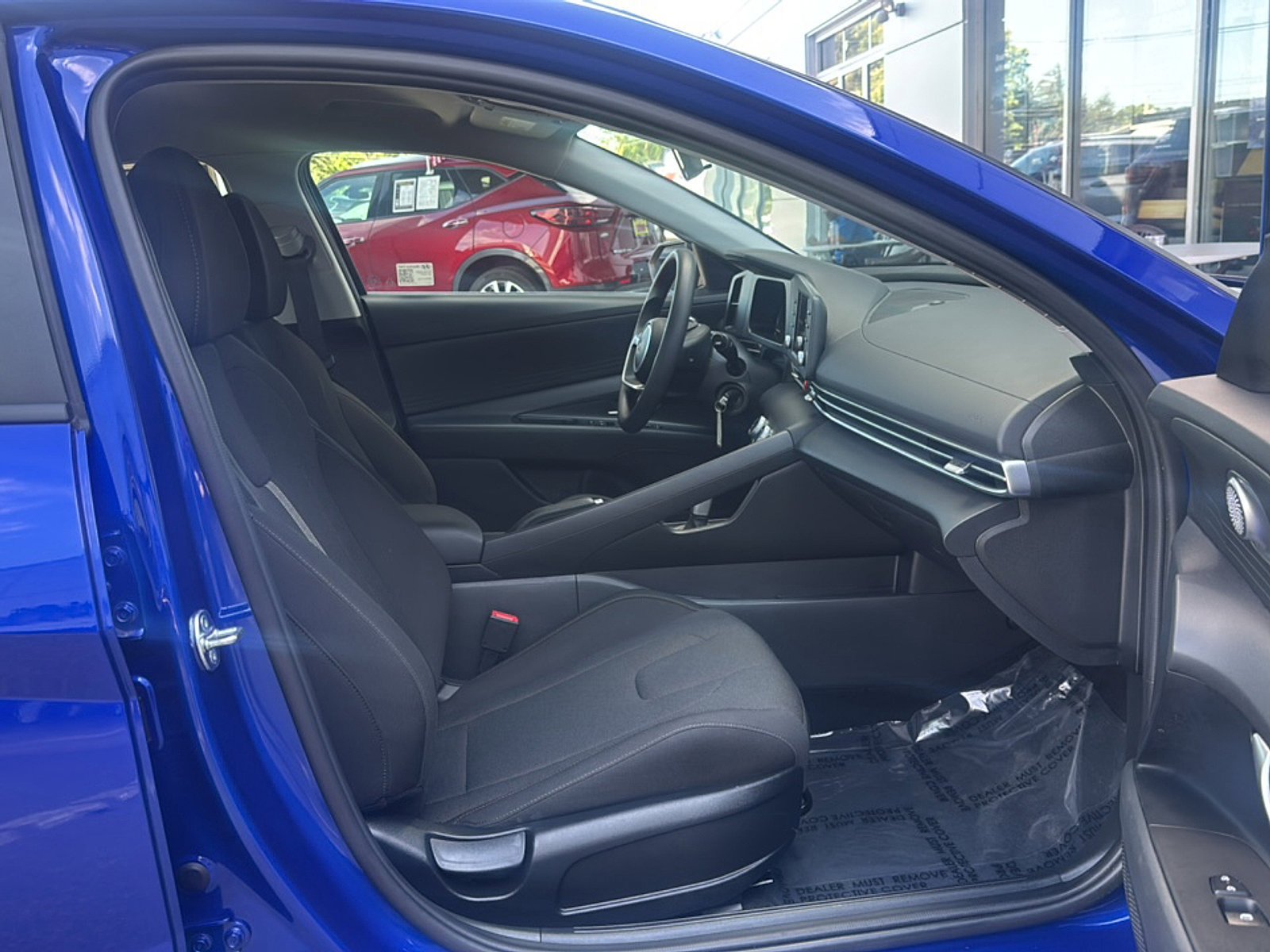 Used 2025 Hyundai Elantra SE FWD image 13