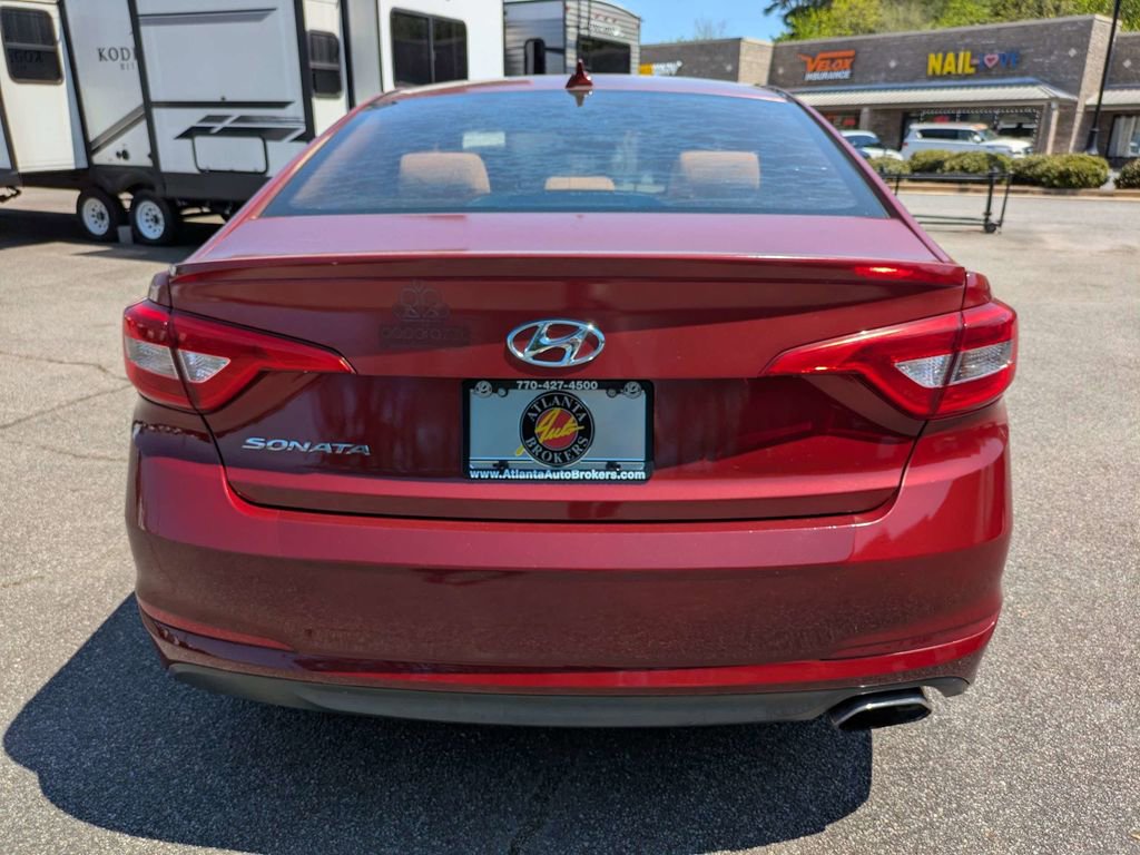 Used 2015 Hyundai Sonata SE w/ Cargo Package image 5