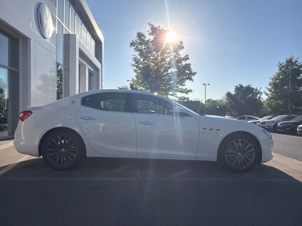 Used 2020 Maserati Ghibli S Q4 AWD/4WD image 8