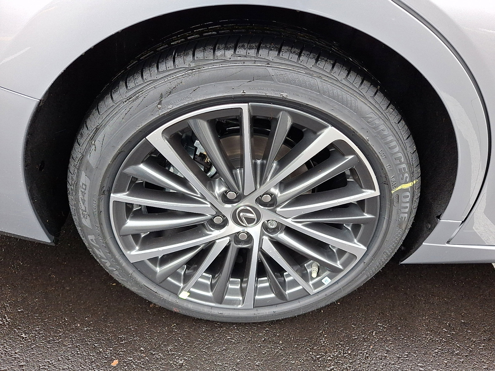 New 2025 Lexus ES 350 Premium image 5