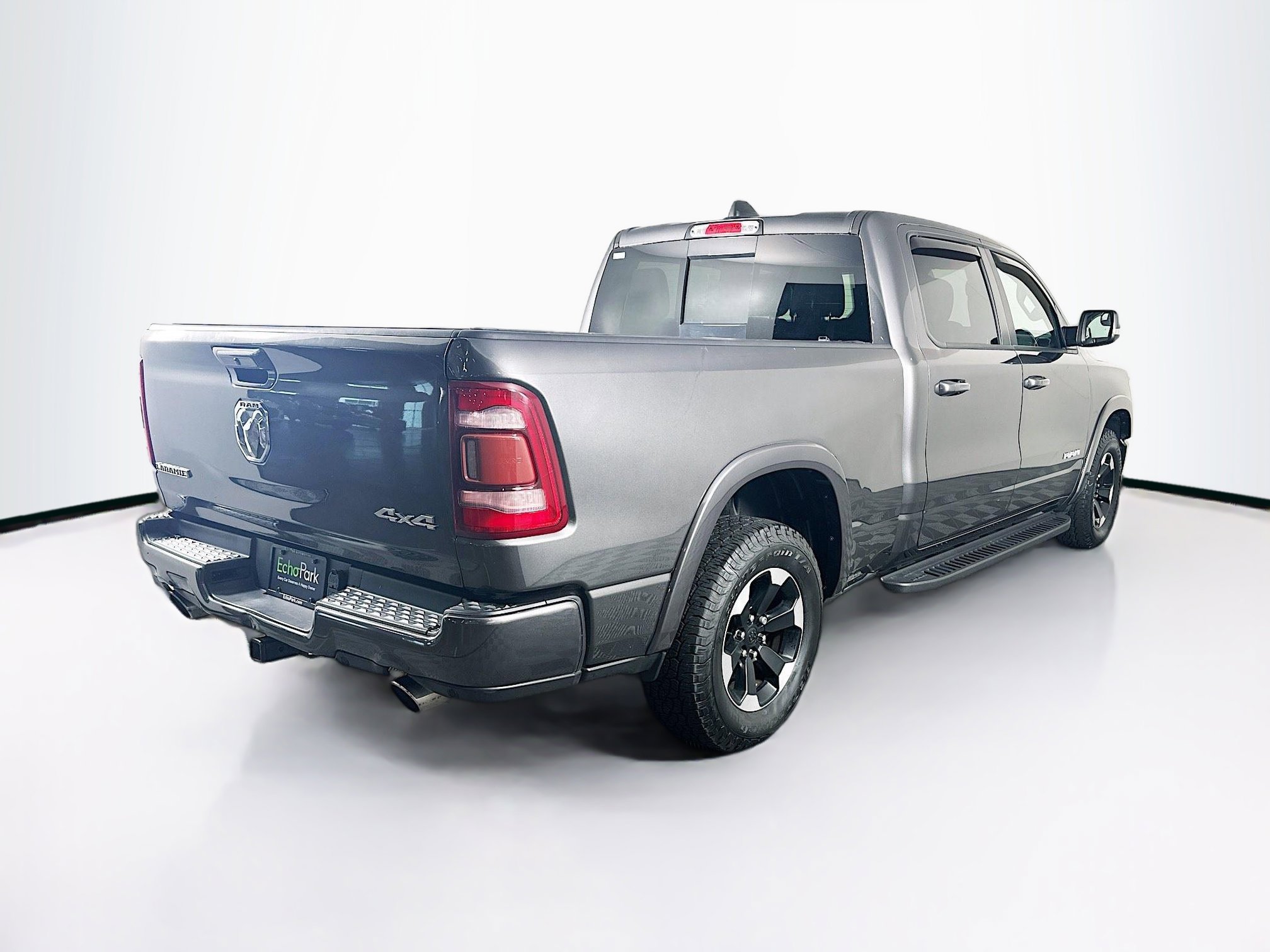 Used 2019 RAM 1500 Laramie w/ Sport Appearance Package AWD/4WD image 9