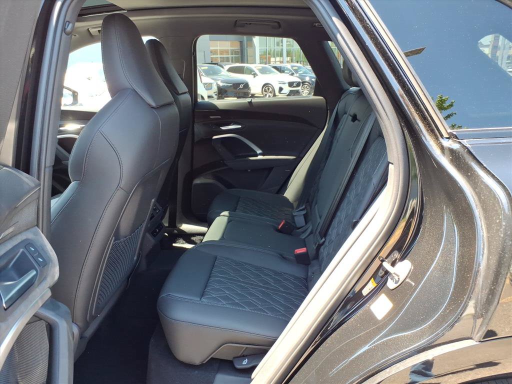New 2026 Audi SQ5 Prestige AWD/4WD image 12