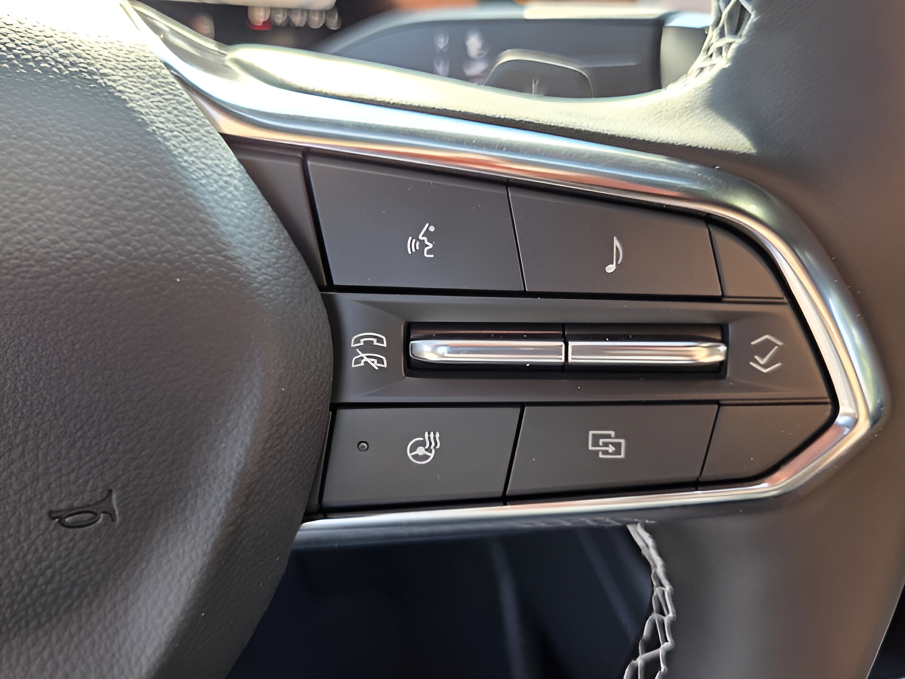 New 2026 Chevrolet Traverse LT w/ Driver Confidence Package FWD image 25