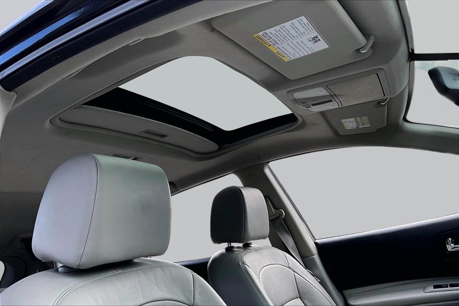 Used 2013 Nissan Rogue SL image 24