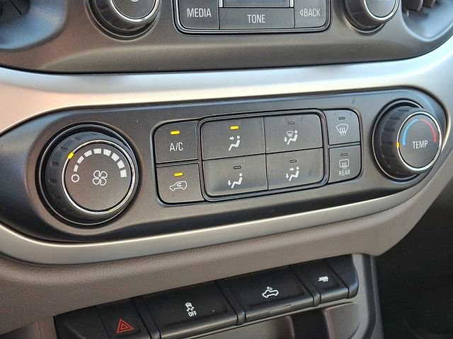 Used 2017 Chevrolet Colorado LT w/ LT Convenience Package AWD/4WD image 17