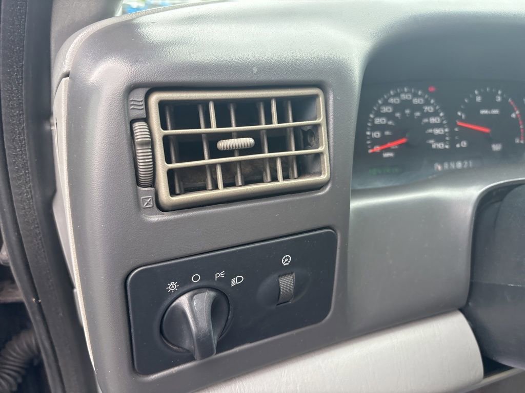 Used 2002 Ford F250 XLT RWD image 13