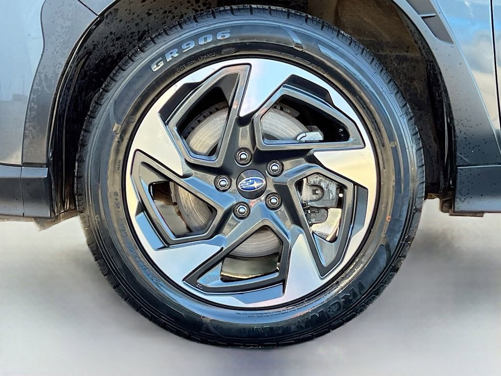 Used 2024 Subaru Crosstrek 2.5i Limited AWD/4WD image 32