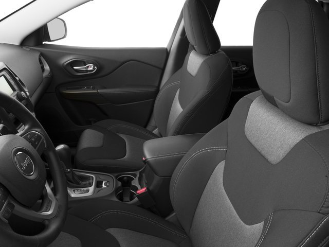 Used 2016 Jeep Cherokee Sport image 12