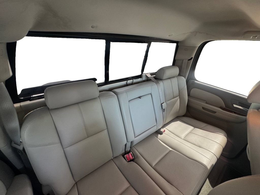 Used 2009 Chevrolet Silverado 3500 LTZ w/ Suspension Package, Off-Road AWD/4WD image 16