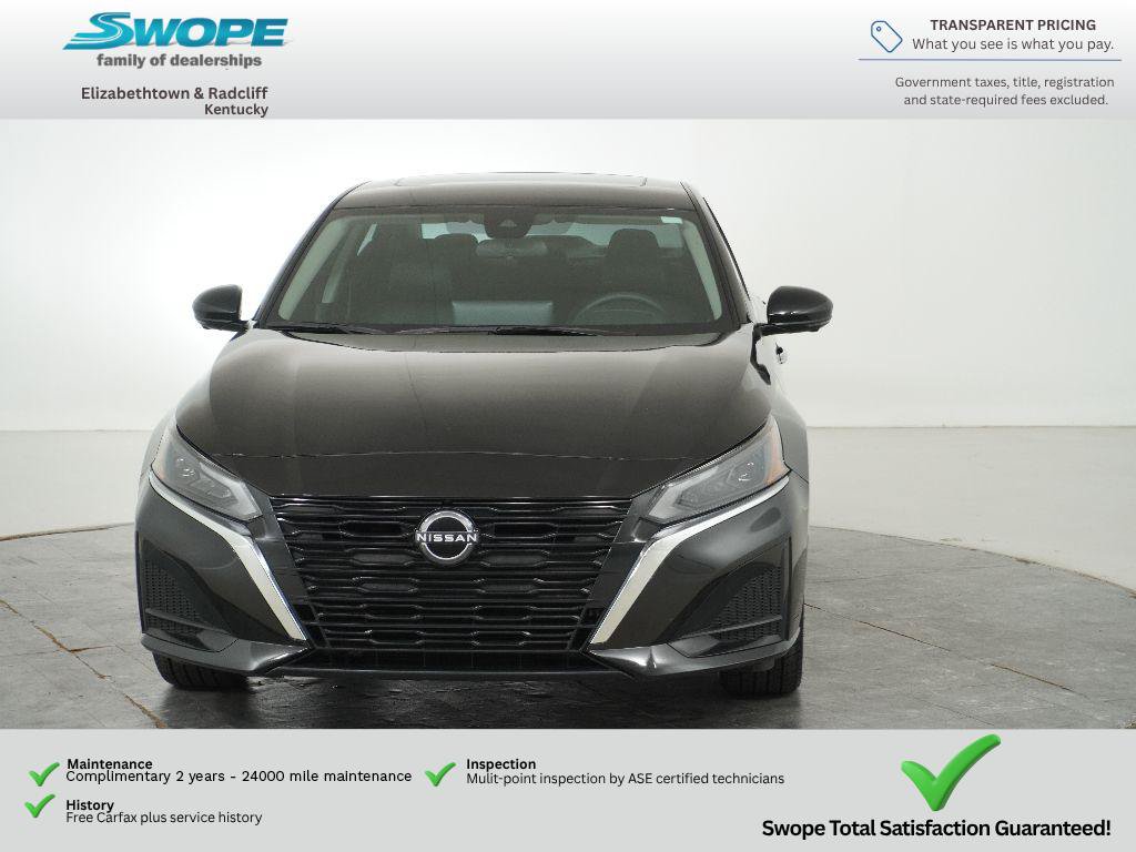 Used 2024 Nissan Altima 2.5 SL AWD/4WD image 12