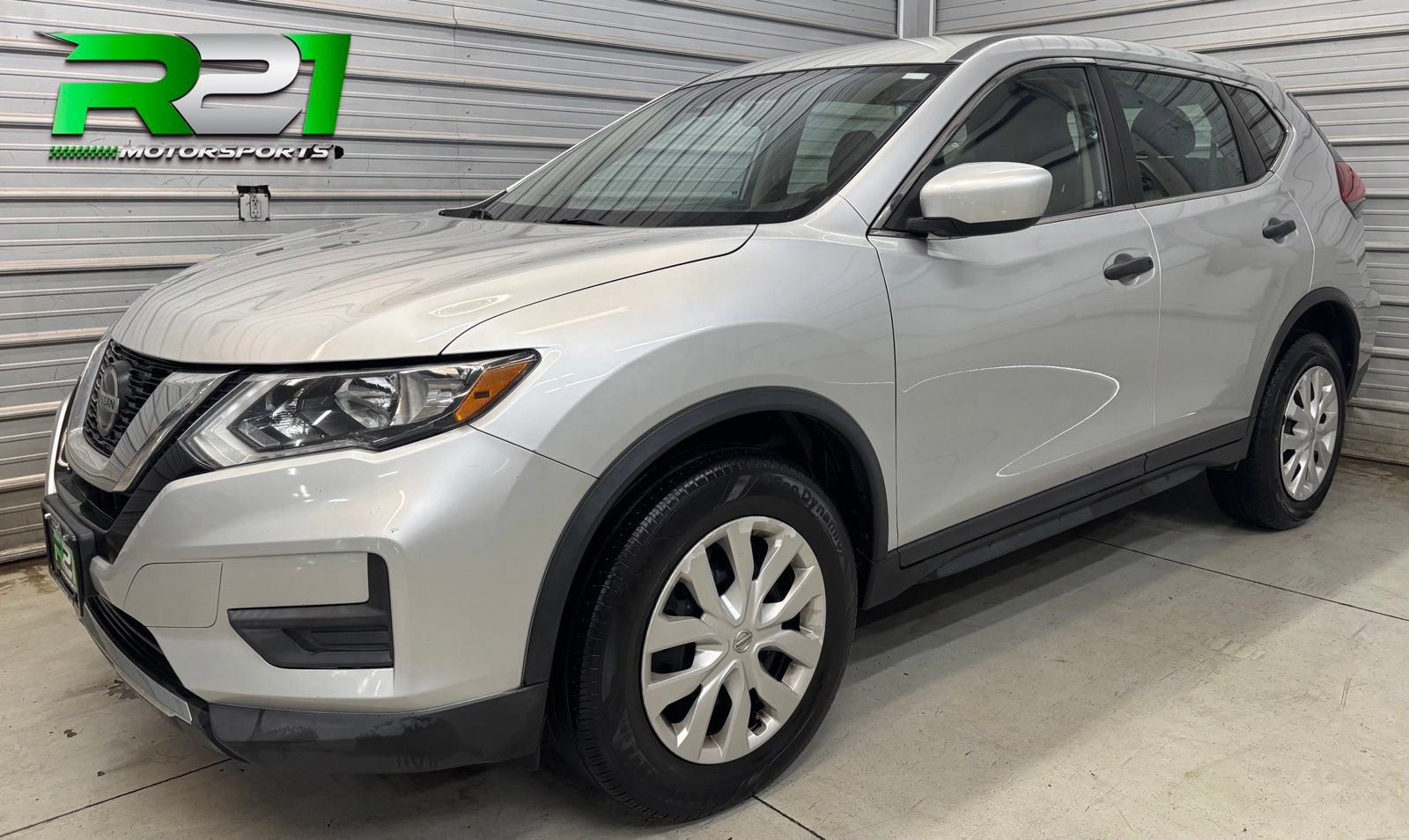 Used 2019 Nissan Rogue S AWD/4WD image 1