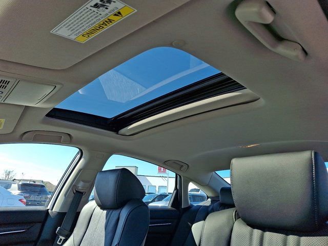 Used 2019 Honda Accord Touring image 18