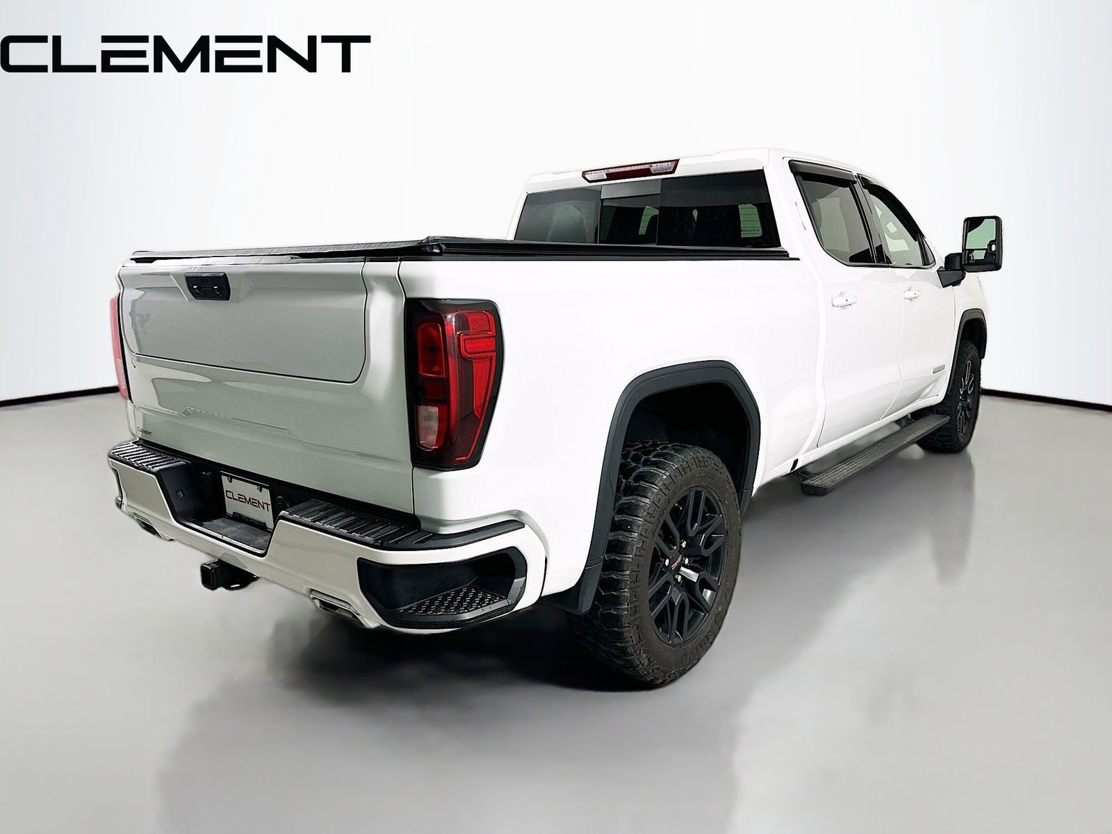 Used 2021 GMC Sierra 1500 Elevation w/ Preferred Package image 7