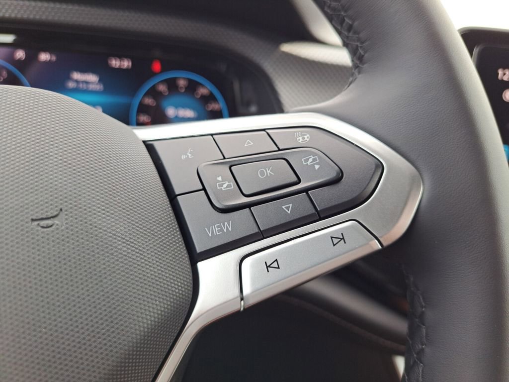 New 2026 Volkswagen Atlas Cross Sport SEL Premium R-Line image 13