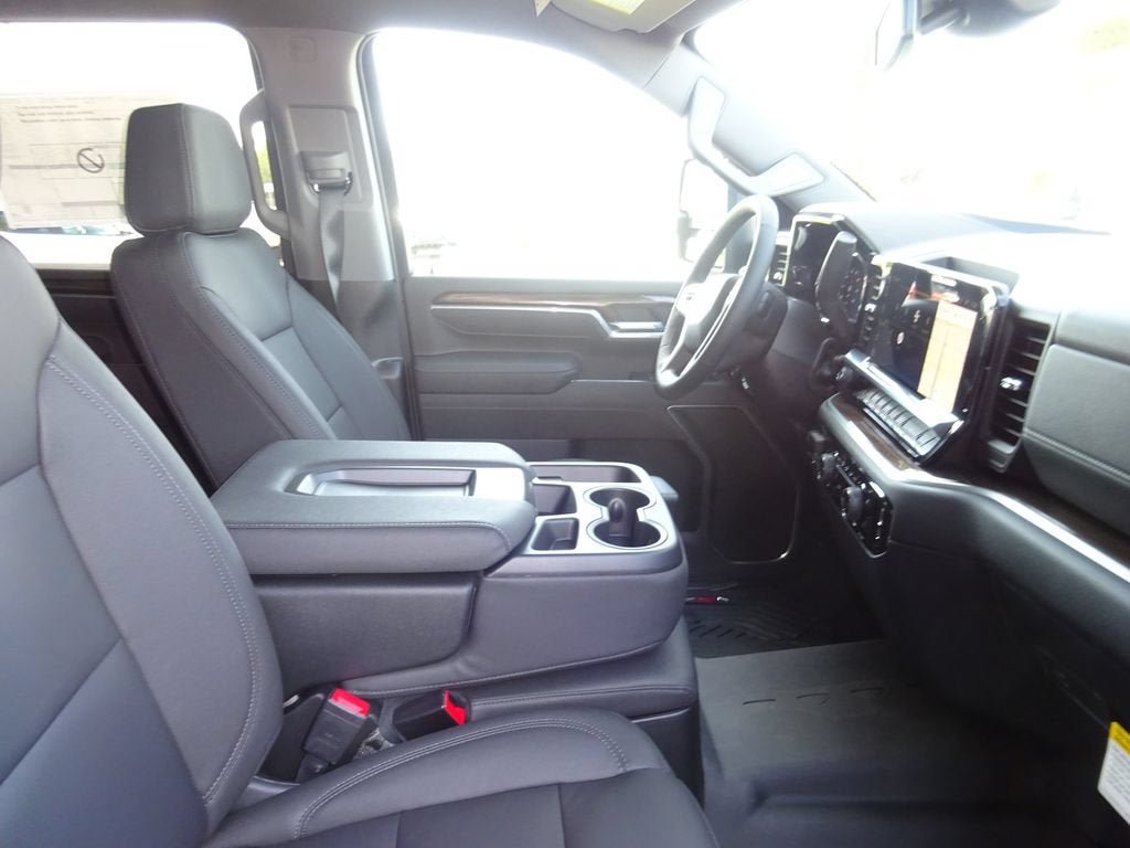 New 2026 Chevrolet Silverado 3500 LT w/ Trail Boss Package AWD/4WD image 16