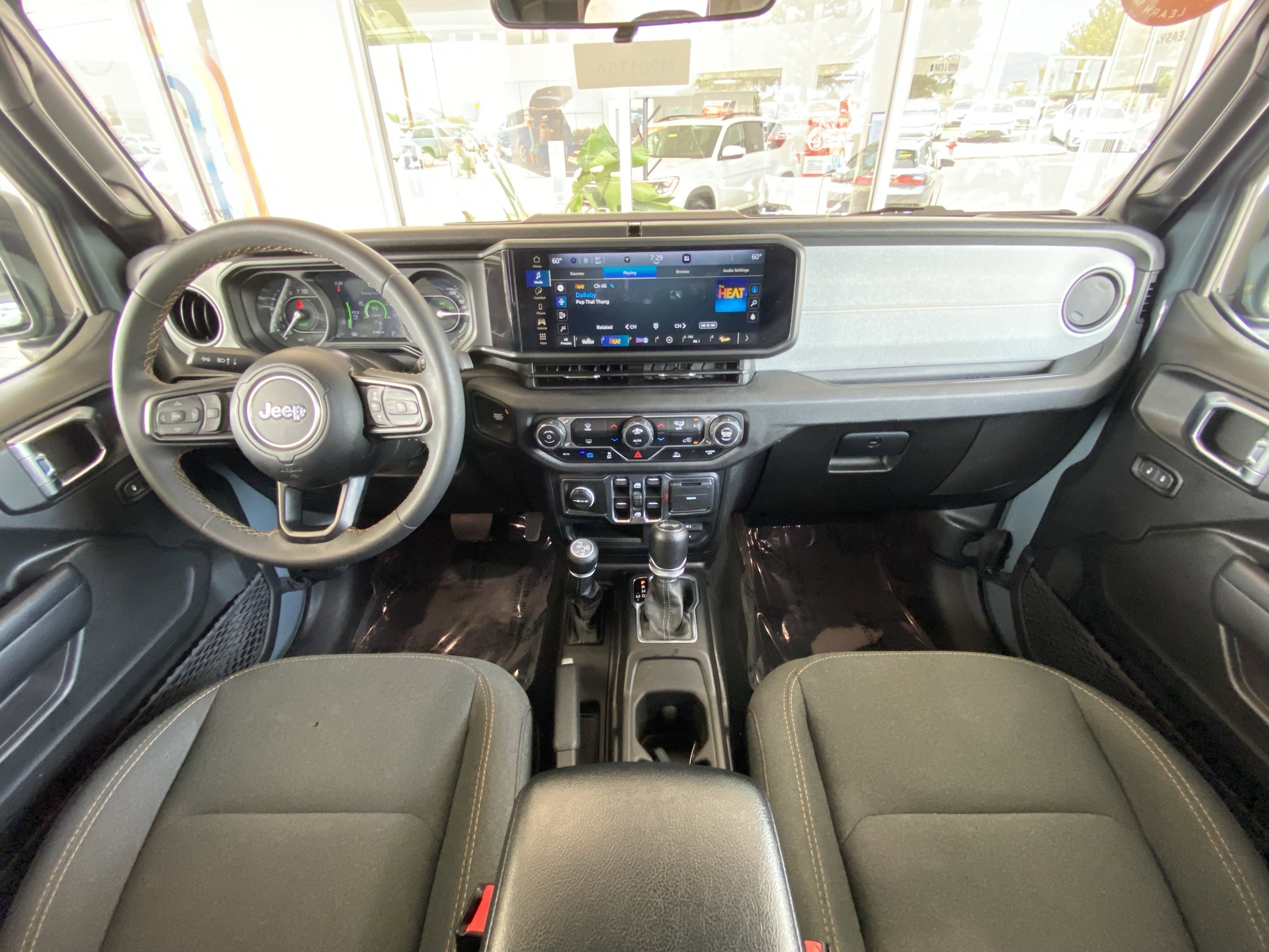 Used 2024 Jeep Wrangler Unlimited w/ Technology Group AWD/4WD image 62