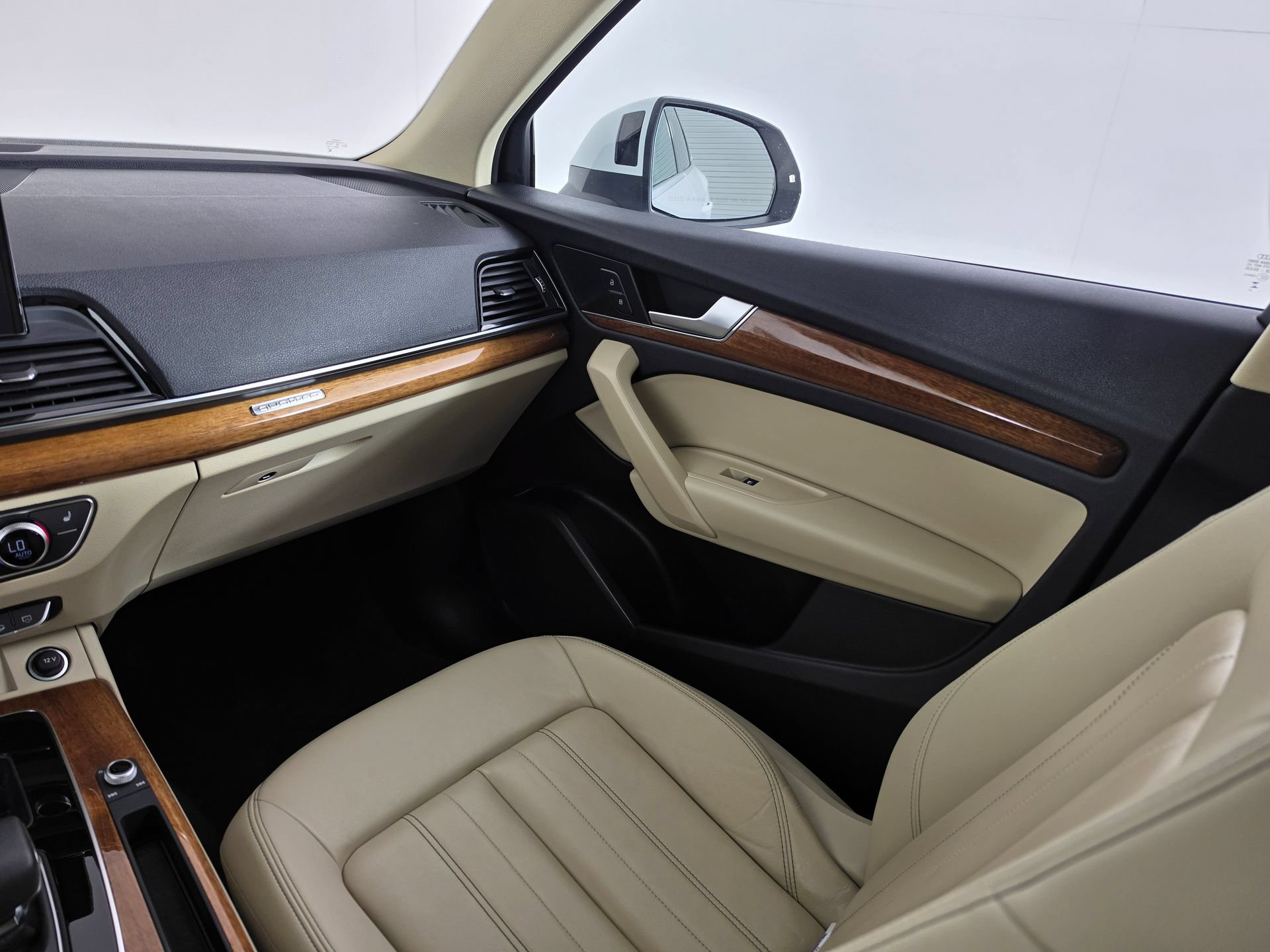 Certified 2023 Audi Q5 Premium Plus AWD/4WD image 35