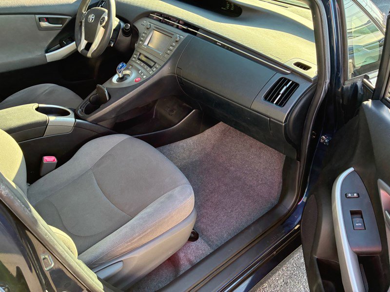 Used 2013 Toyota Prius Three image 16