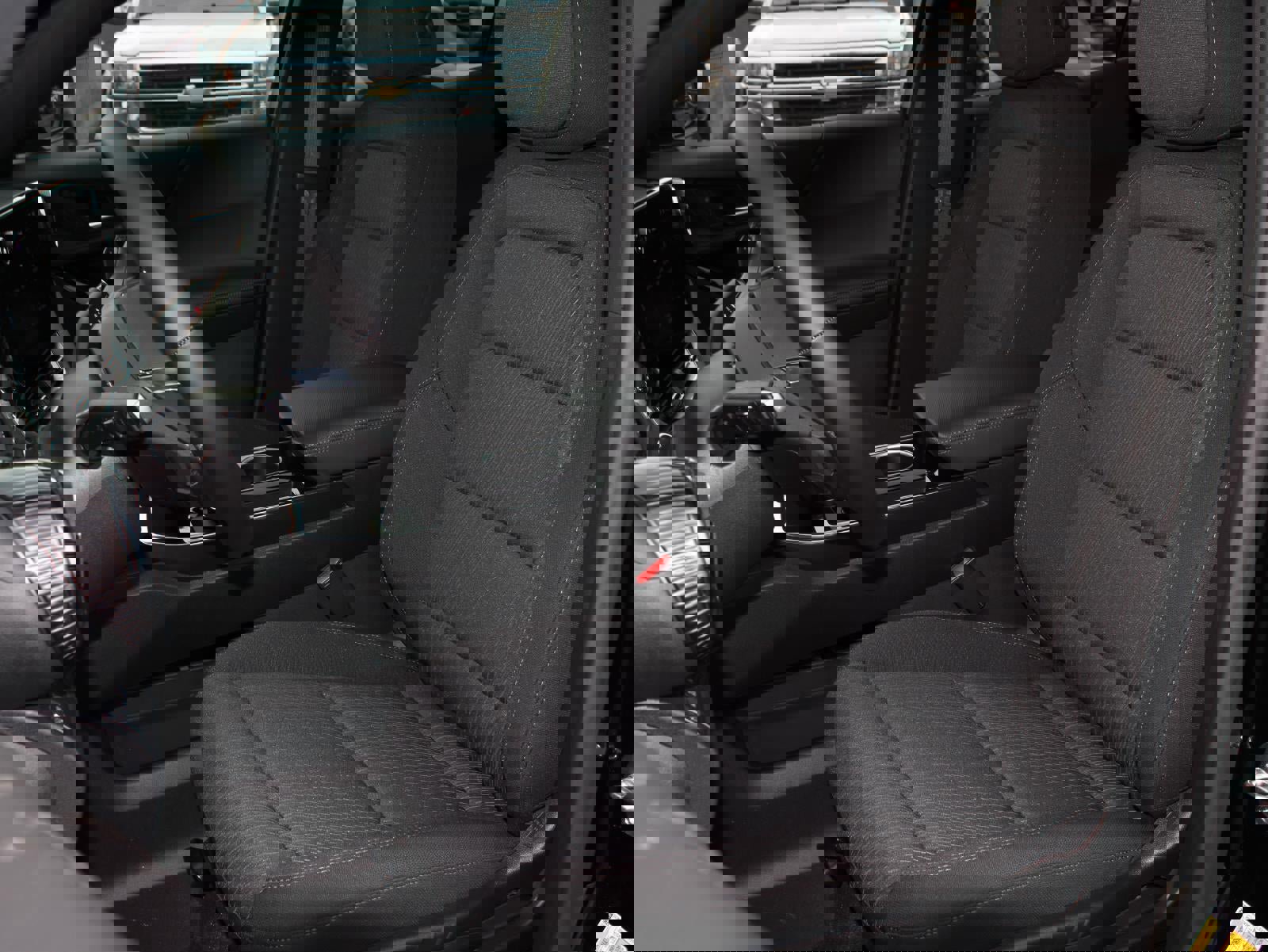 New 2026 Chevrolet Equinox LT w/ Safety and Technology Package image 15