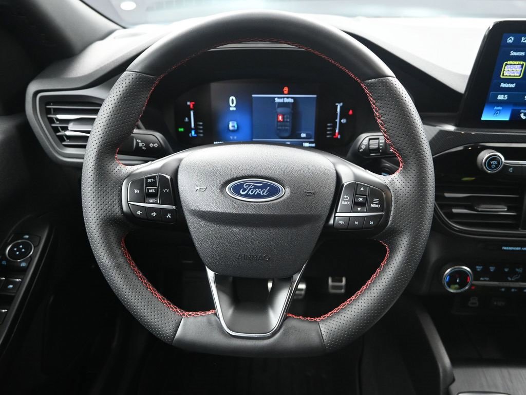 Used 2024 Ford Escape ST-Line Select w/ Class II Trailer Tow Package image 30