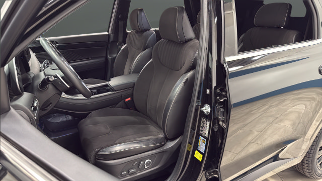 Used 2025 Hyundai Palisade Calligraphy AWD/4WD image 9