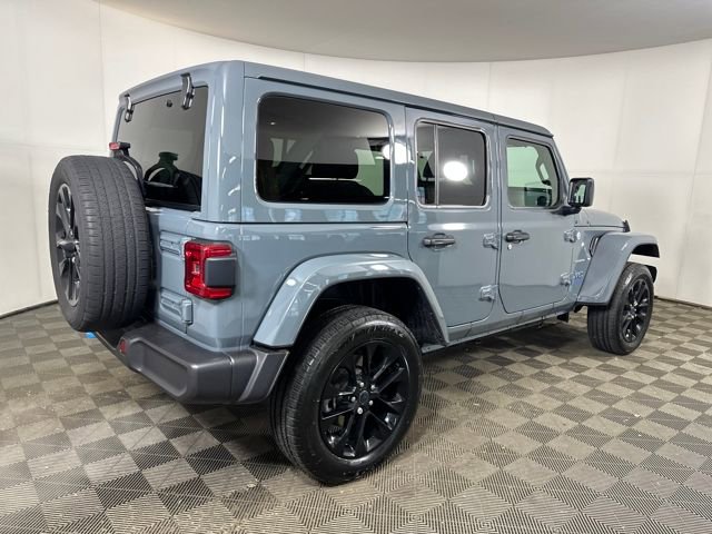 Used 2024 Jeep Wrangler Unlimited Sahara w/ Technology Group image 3