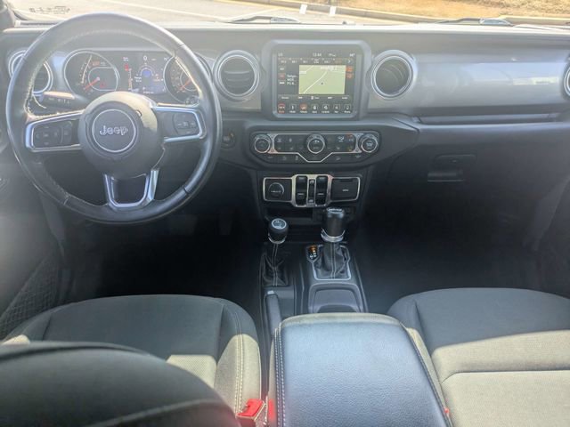 Used 2018 Jeep Wrangler Unlimited Sahara image 14