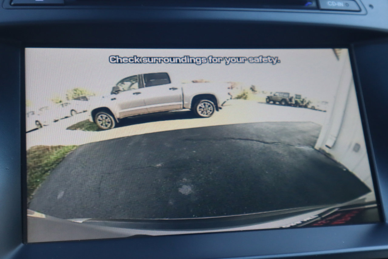 Used 2017 Hyundai Santa Fe AWD w/ SE Ultimate Tech Package 03 image 90