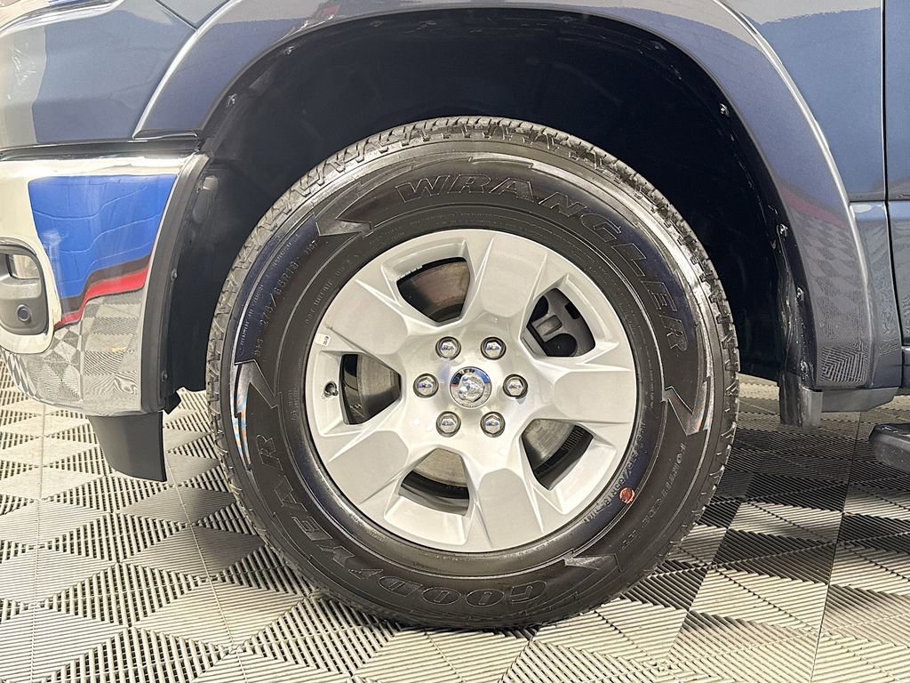 Used 2025 RAM 1500 Big Horn AWD/4WD image 28